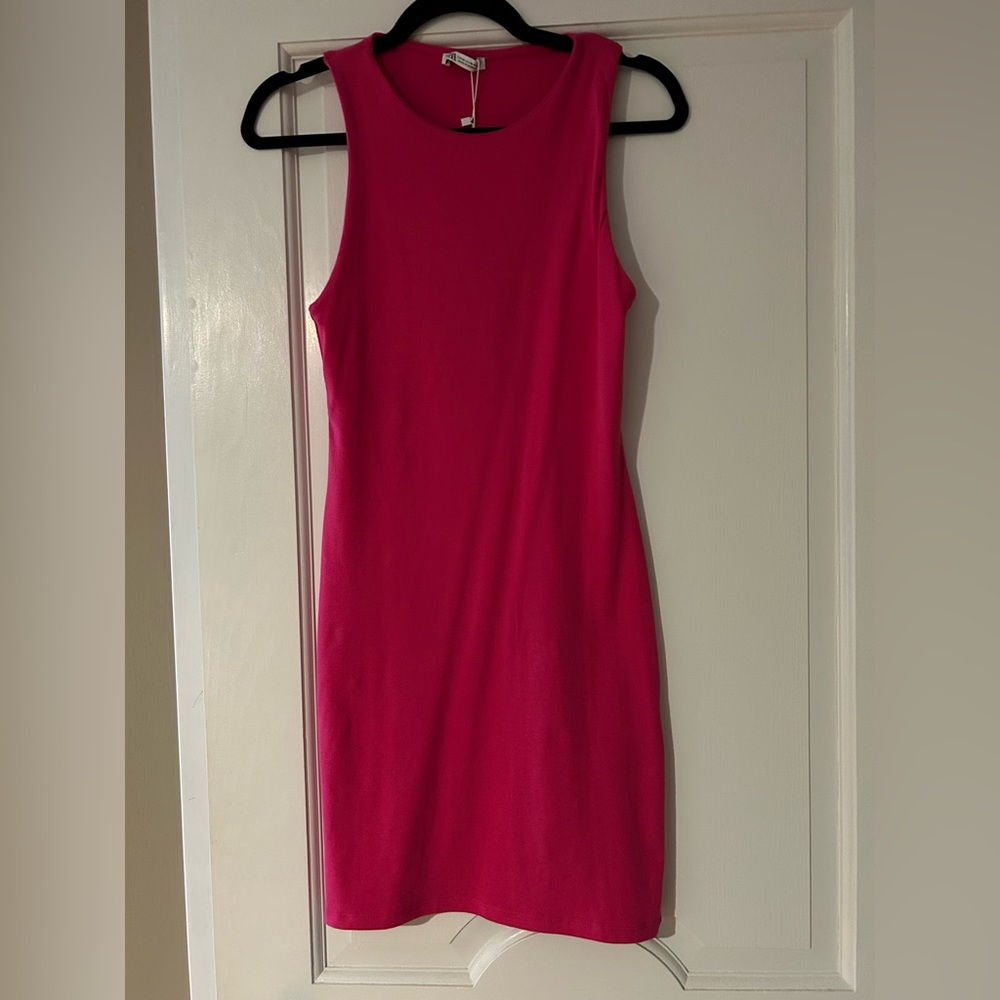NWT - Zara fitted pink fuchsia dress
